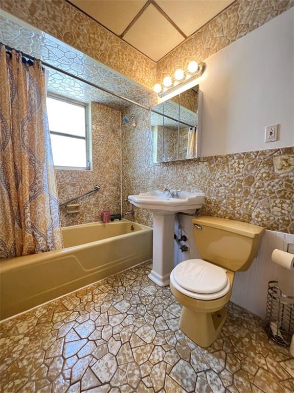 2112 Bay Ridge Parkway Bensonhurst Brooklyn NY 11204