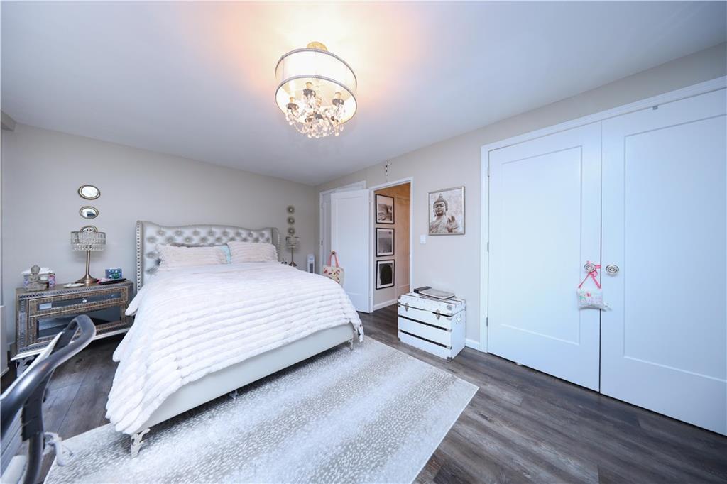 1100 Clove Road Staten Island NY 10301