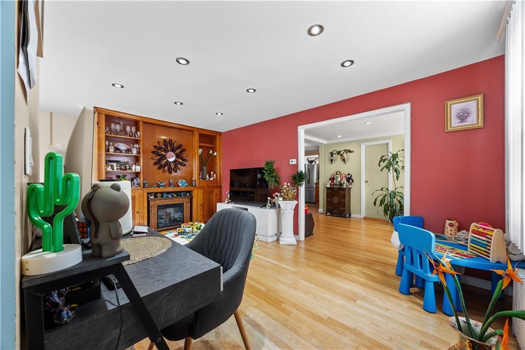 8 Lester Court Gerritsen Beach Brooklyn NY 11229