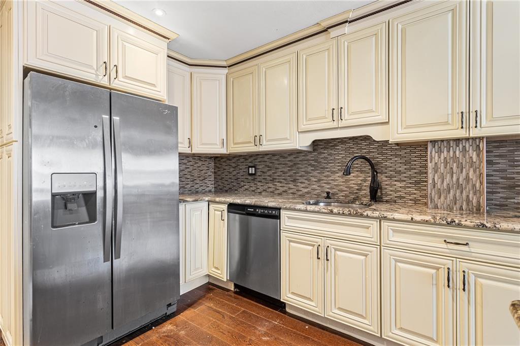 52 Francine Court New Dorp Staten Island NY 10306