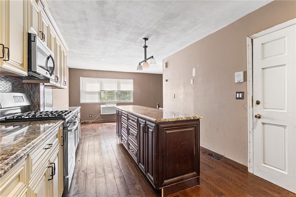 52 Francine Court New Dorp Staten Island NY 10306