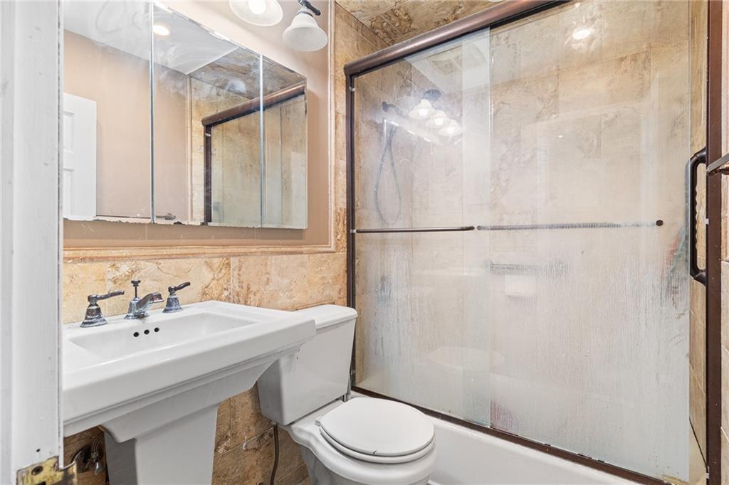 52 Francine Court New Dorp Staten Island NY 10306