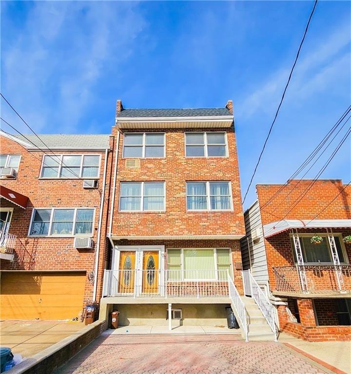 2552 West 17th Street Bensonhurst Brooklyn NY 11214