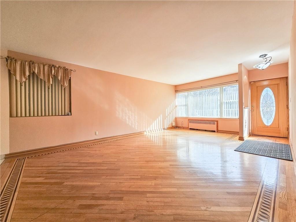 2552 West 17th Street Bensonhurst Brooklyn NY 11214