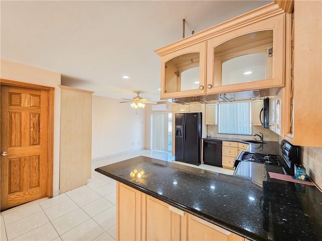 2552 West 17th Street Bensonhurst Brooklyn NY 11214