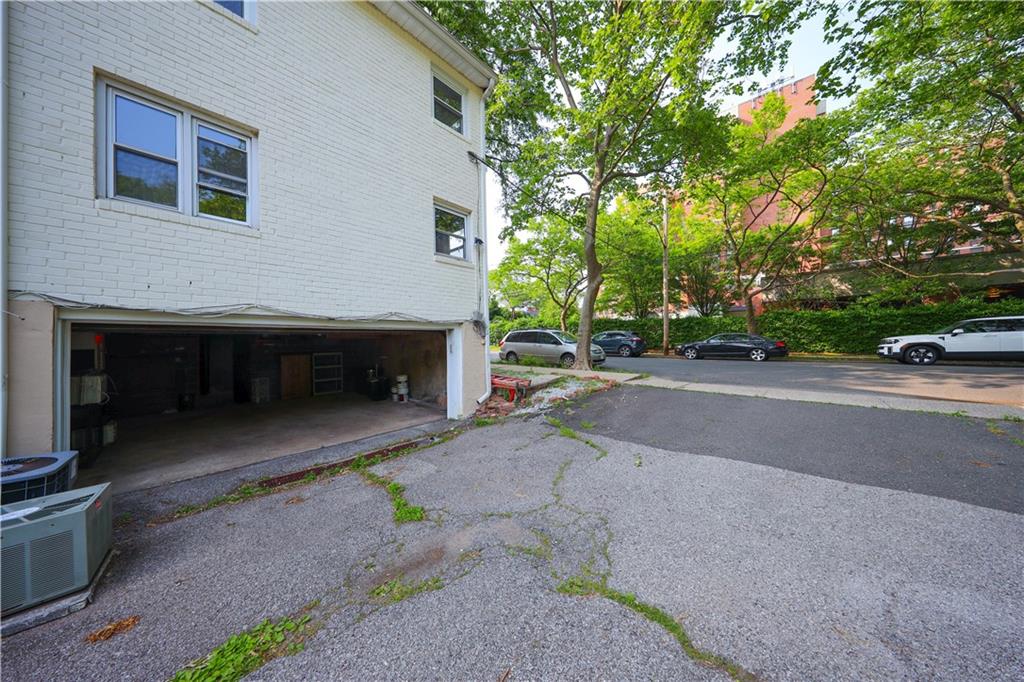 2 Remsen Street Old Town Staten Island NY 10304
