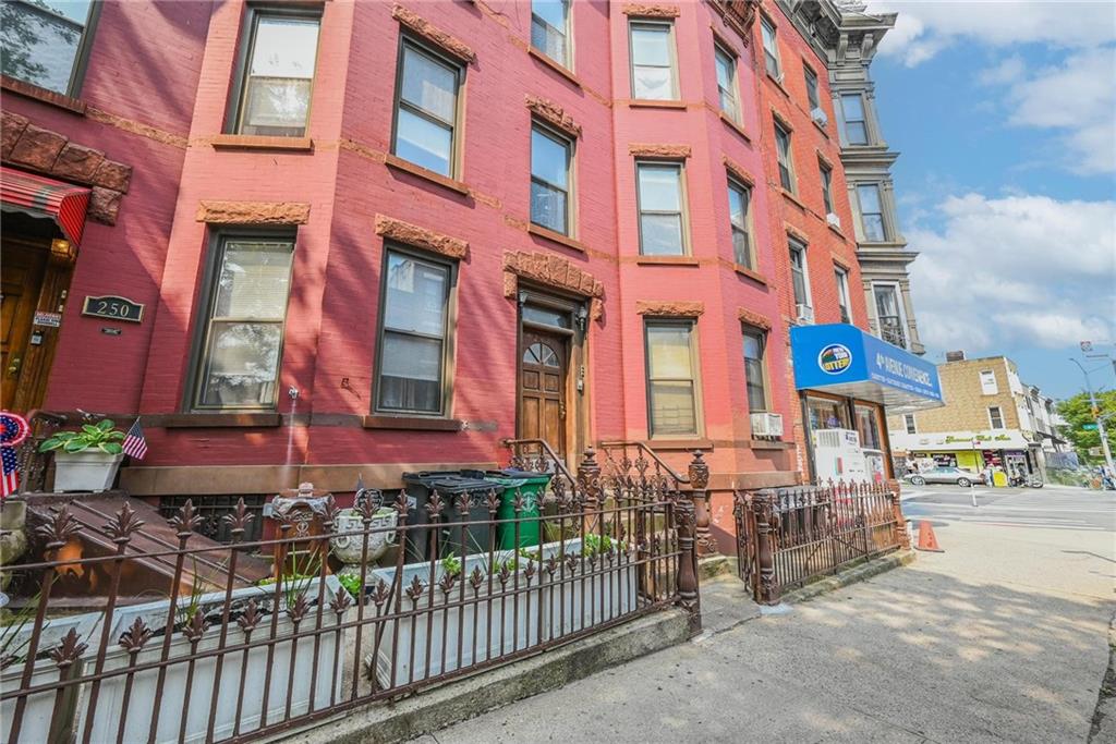 248 11th Street Park Slope Brooklyn NY 11215