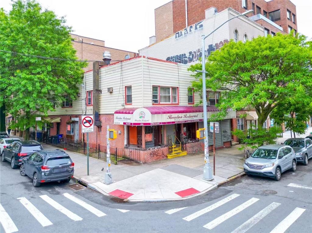 452 Graham Avenue Williamsburg Brooklyn NY 11211