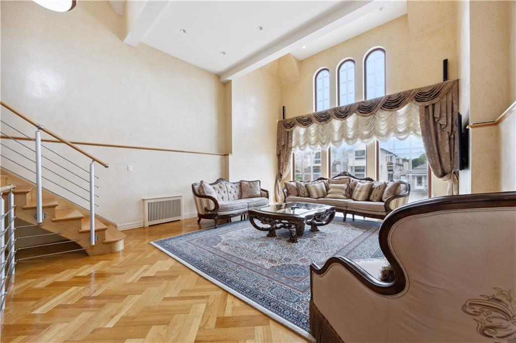 162 Norfolk Street Manhattan Beach Brooklyn NY 11235