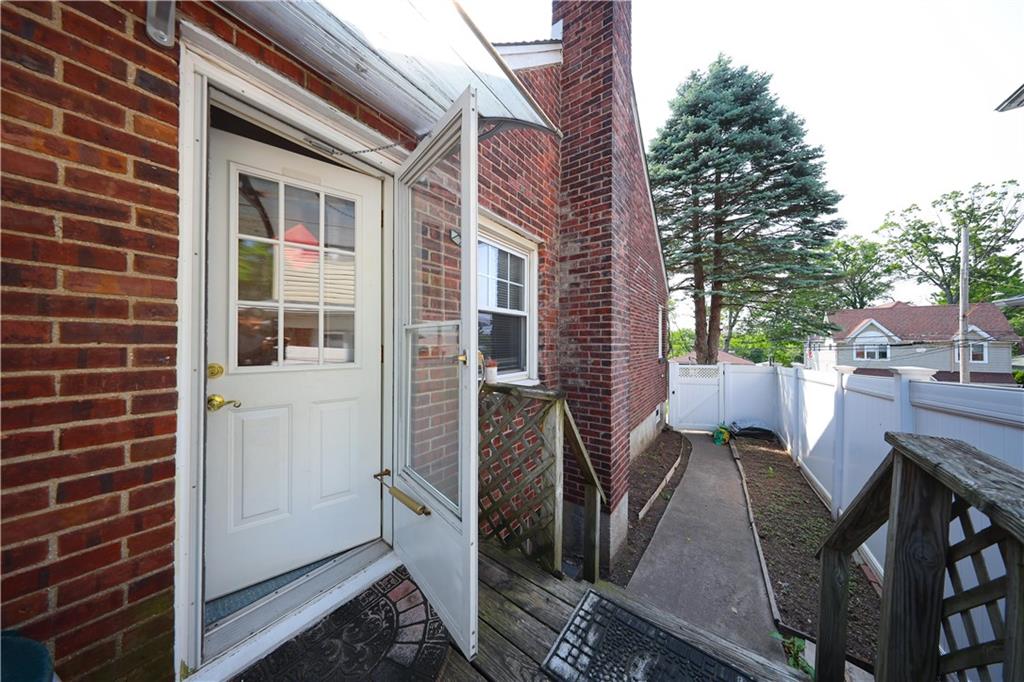50 Glenwood Avenue Sunnyside Staten Island NY 10301