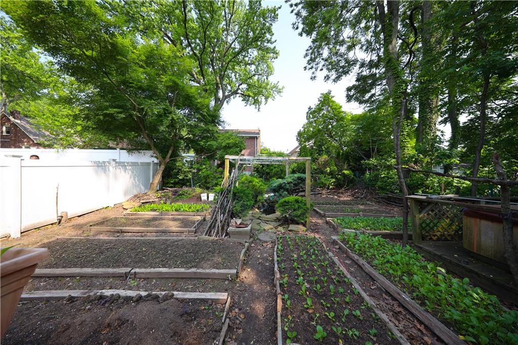 50 Glenwood Avenue Sunnyside Staten Island NY 10301