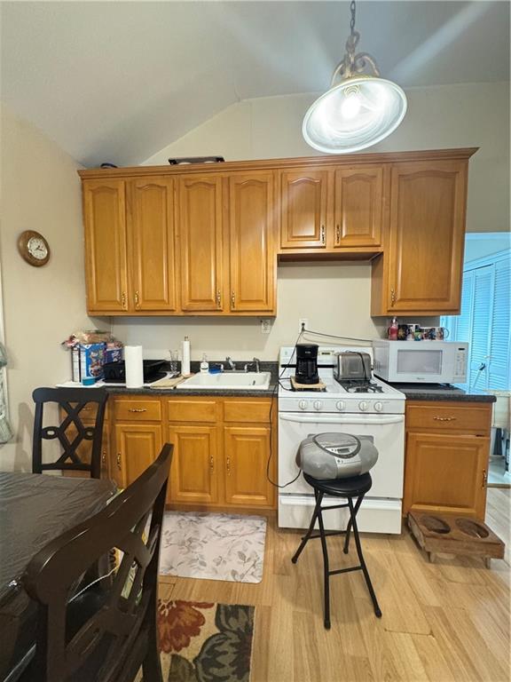 520 Clermont Avenue Tottenville Staten Island NY 10307