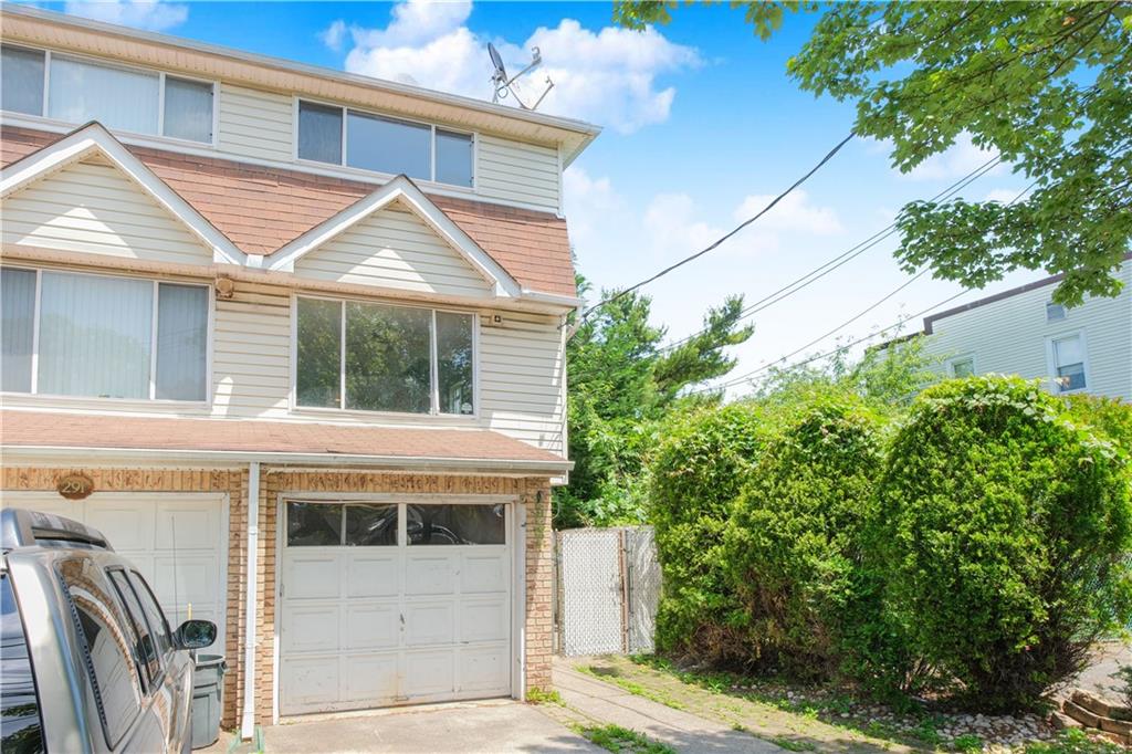 293 Wingham Street Rosebank Staten Island NY 10305