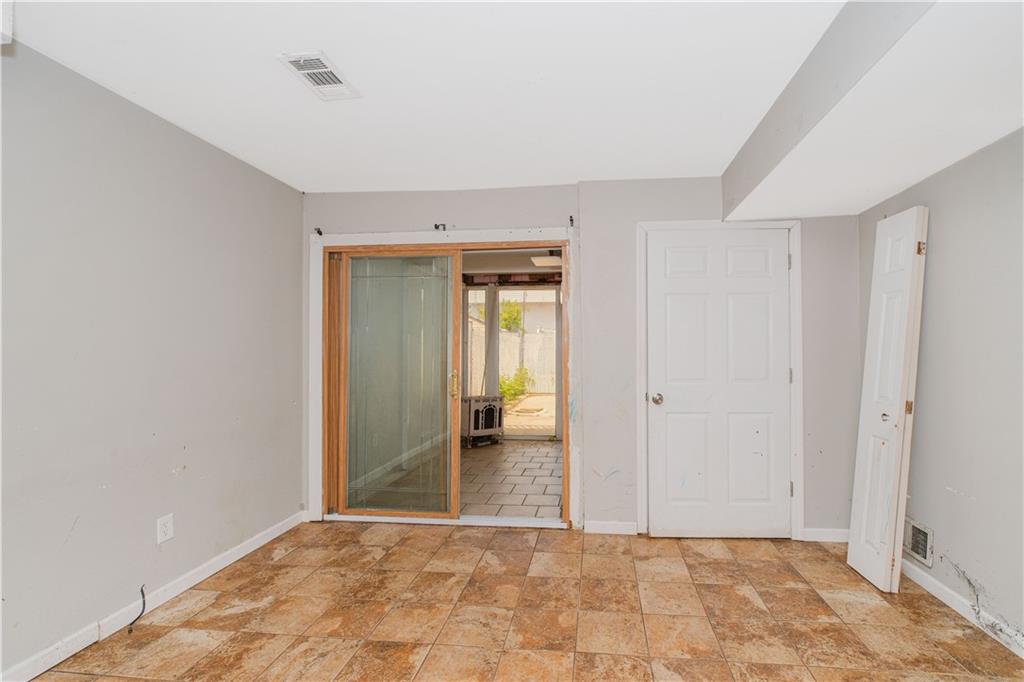 293 Wingham Street Rosebank Staten Island NY 10305