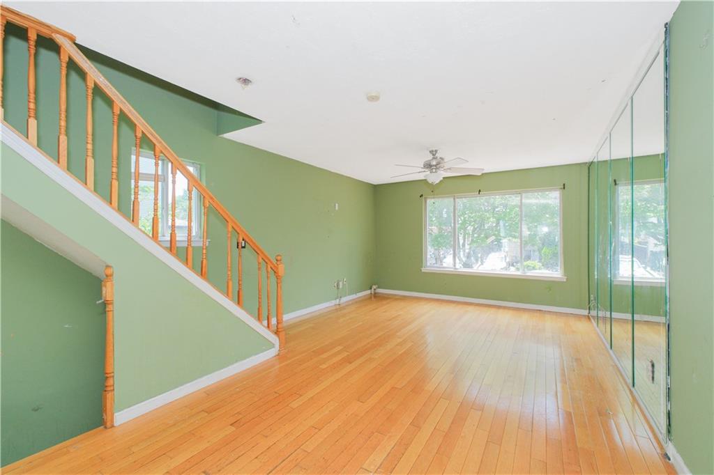 293 Wingham Street Rosebank Staten Island NY 10305