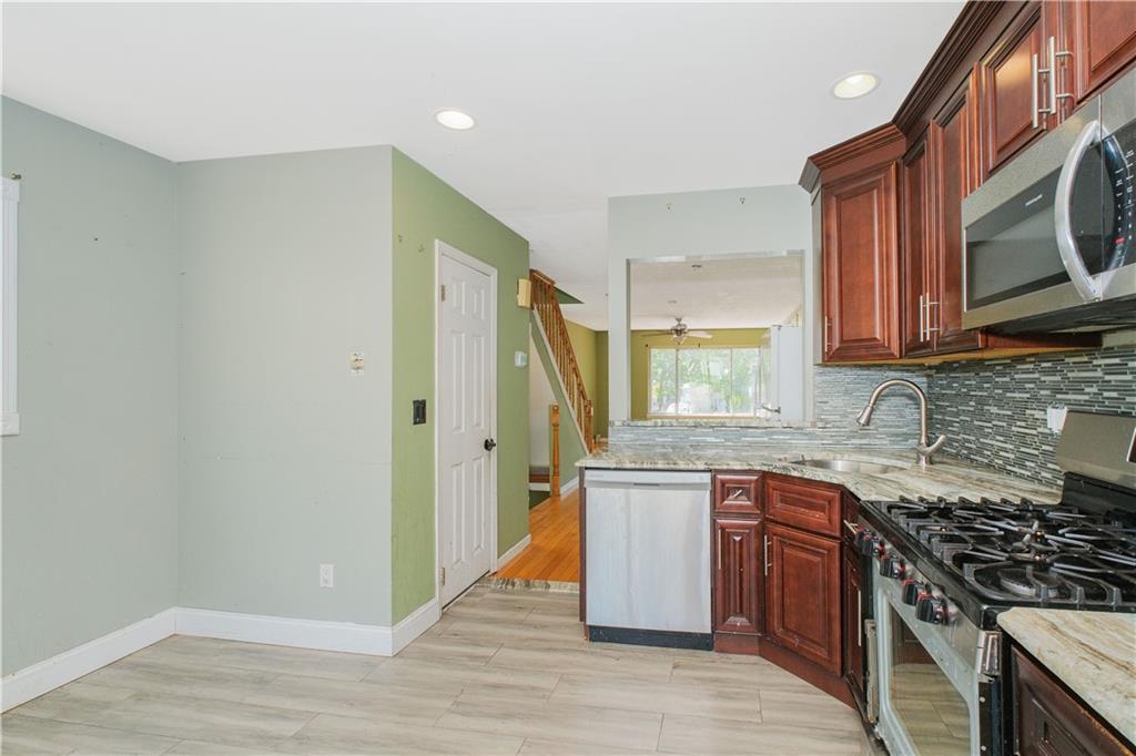 293 Wingham Street Rosebank Staten Island NY 10305