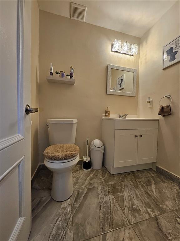 221 Pond Way Mariner's Harbor Staten Island NY 10303