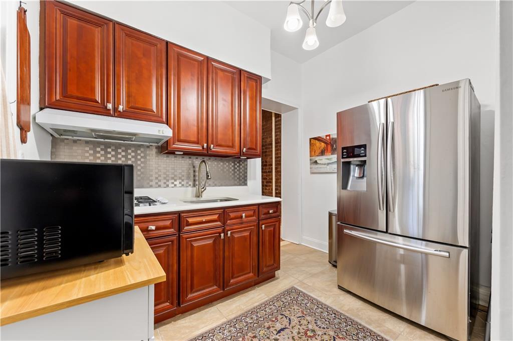 385 6th Ave Park Slope Brooklyn NY 11215