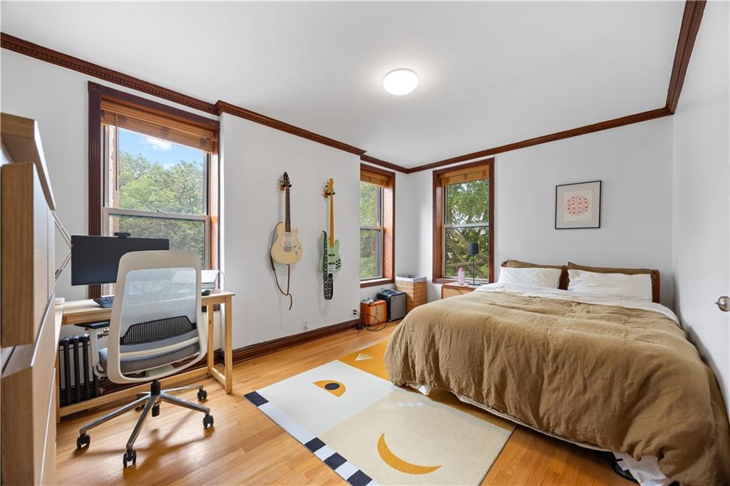385 6th Ave Park Slope Brooklyn NY 11215