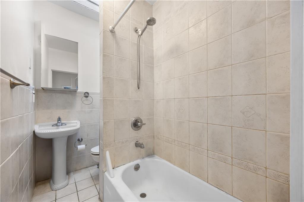 385 6th Ave Park Slope Brooklyn NY 11215