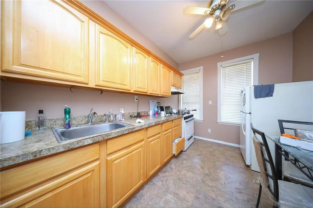 8669 15th Avenue Dyker Heights Brooklyn NY 11228