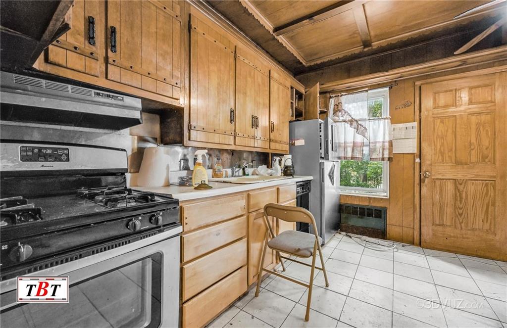 1467 East 27th Street Midwood Brooklyn NY 11210