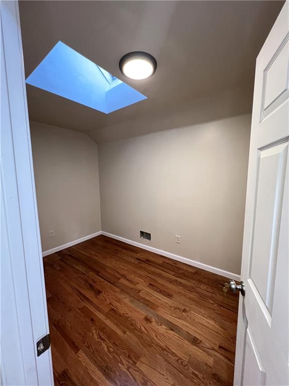 16 Mickardan Court Clifton Staten Island NY 10304