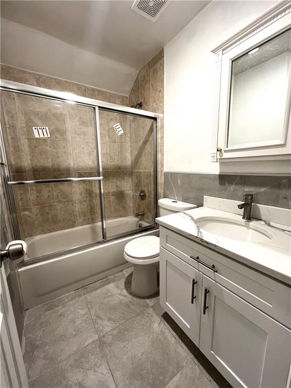 16 Mickardan Court Clifton Staten Island NY 10304
