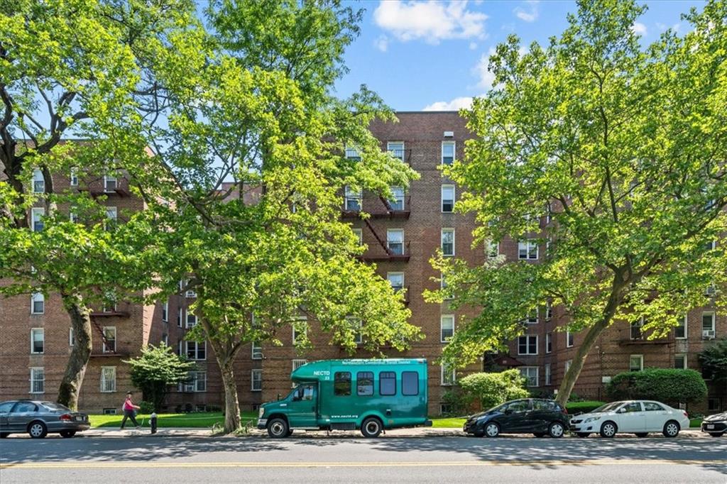 221 McDonald Avenue Windsor Terrace Brooklyn NY 11218