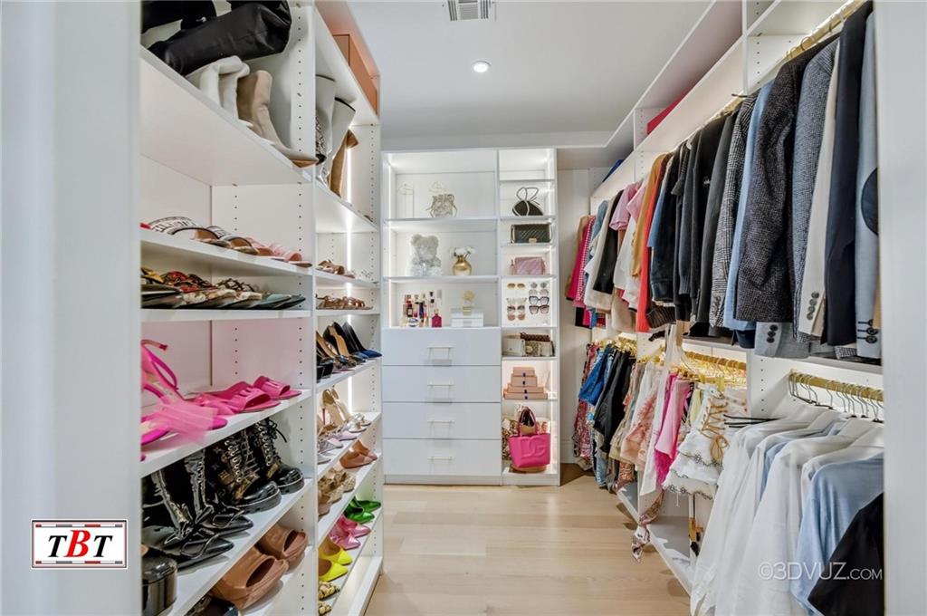 1426 East 28th Street Midwood Brooklyn NY 11210