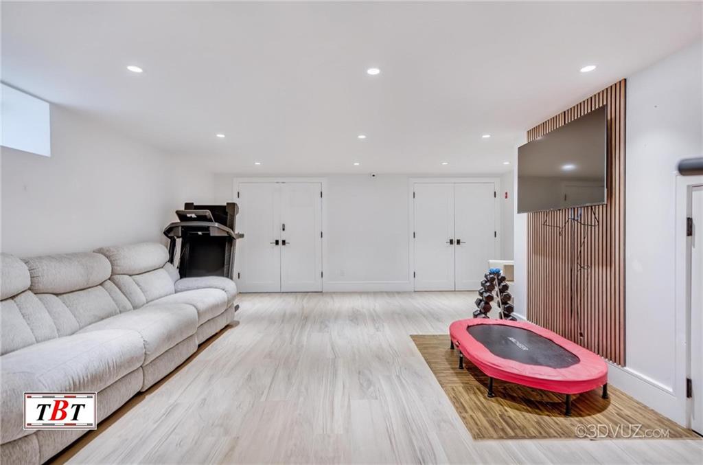 1426 East 28th Street Midwood Brooklyn NY 11210