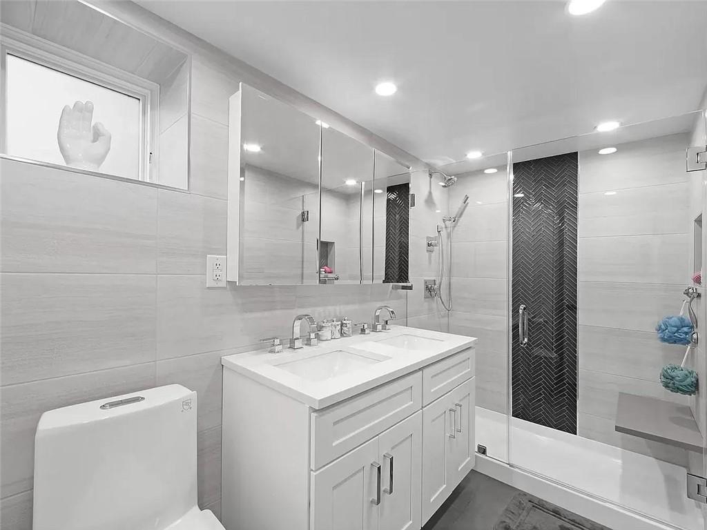 4906 21st Avenue East Elmhurst NY 11370