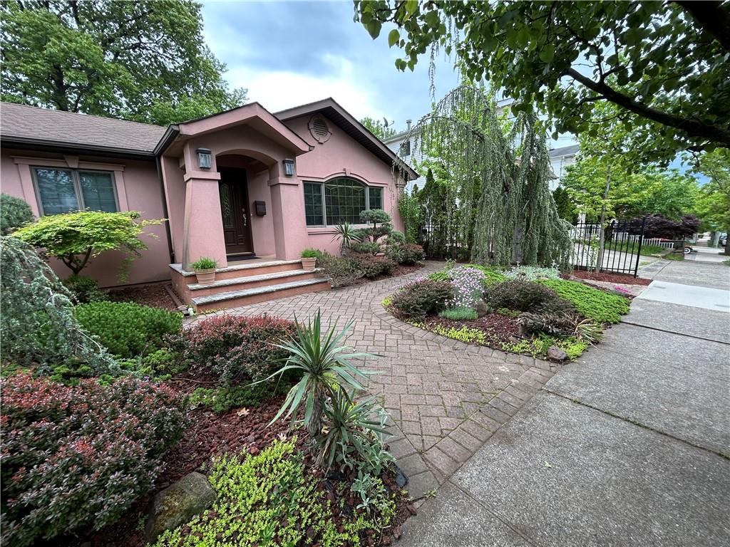 377 Eltingville Boulevard Eltingville Staten Island NY 10312