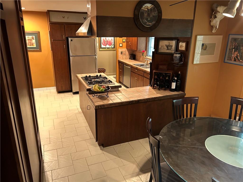 377 Eltingville Boulevard Eltingville Staten Island NY 10312