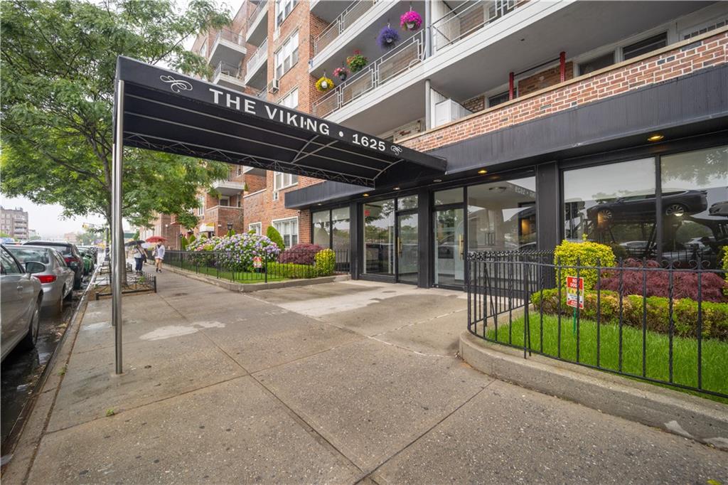 1625 Emmons Avenue Sheepshead Bay Brooklyn NY 11235