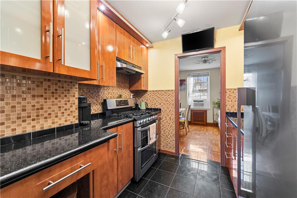 1625 Emmons Avenue Sheepshead Bay Brooklyn NY 11235