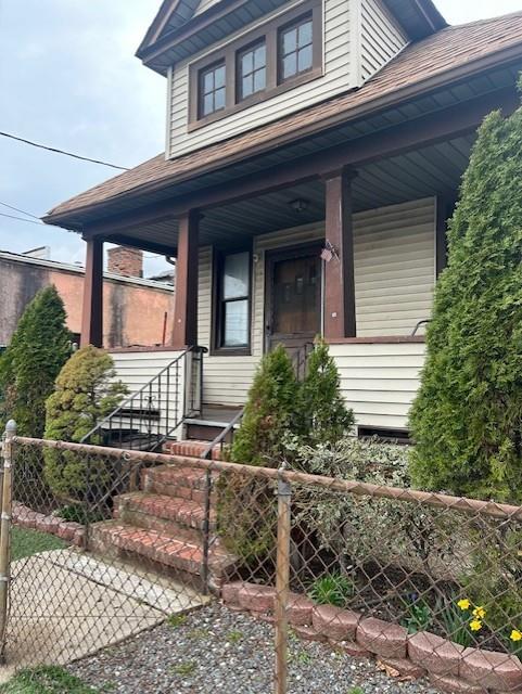 483 Port Richmond Avenue Port Richmond Staten Island NY 10302