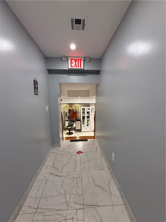 165 West End Avenue Manhattan Beach Brooklyn NY 11235