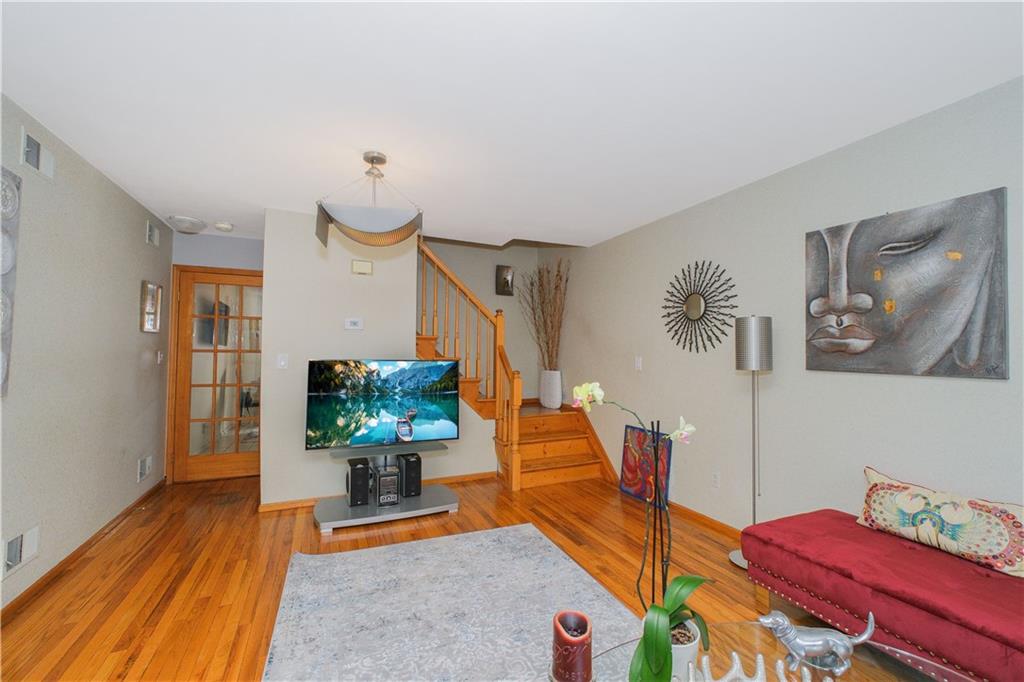 23 Peggy Lane Midland Beach Staten Island NY 10306