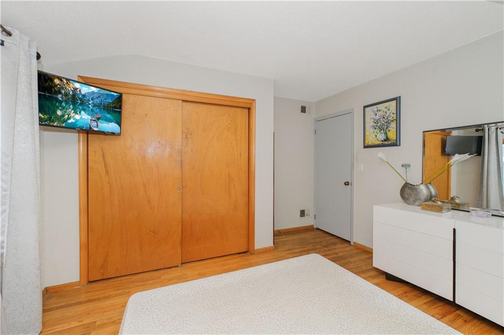 23 Peggy Lane Midland Beach Staten Island NY 10306