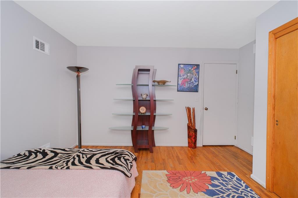 23 Peggy Lane Midland Beach Staten Island NY 10306