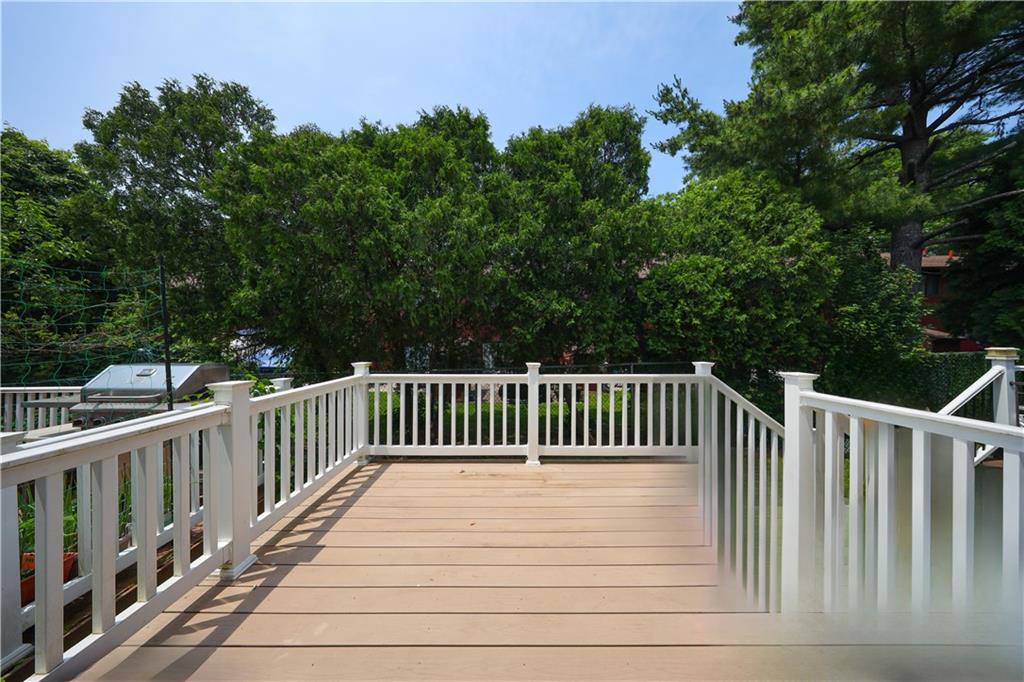 542 Golfview Court New Springville Staten Island NY 10314
