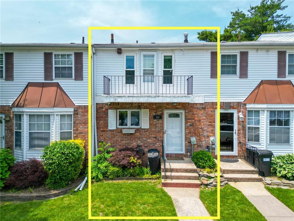542 Golfview Court New Springville Staten Island NY 10314