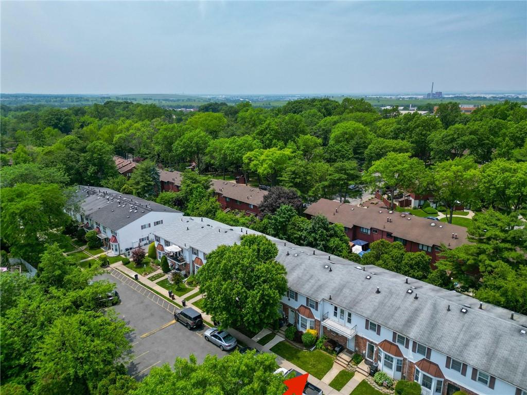 542 Golfview Court New Springville Staten Island NY 10314