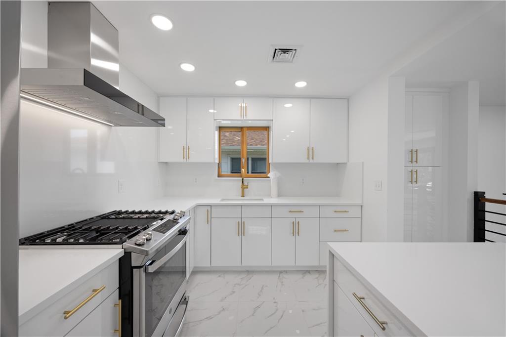164 N Railroad Street Annadale Staten Island NY 10312