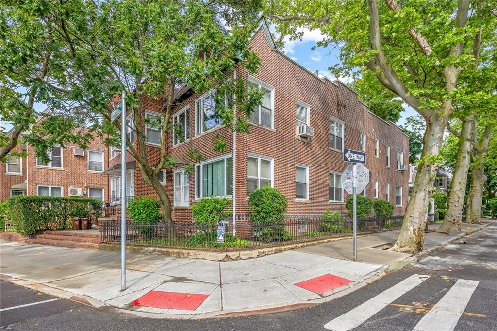 7725 6th Avenue Bay Ridge Brooklyn NY 11209
