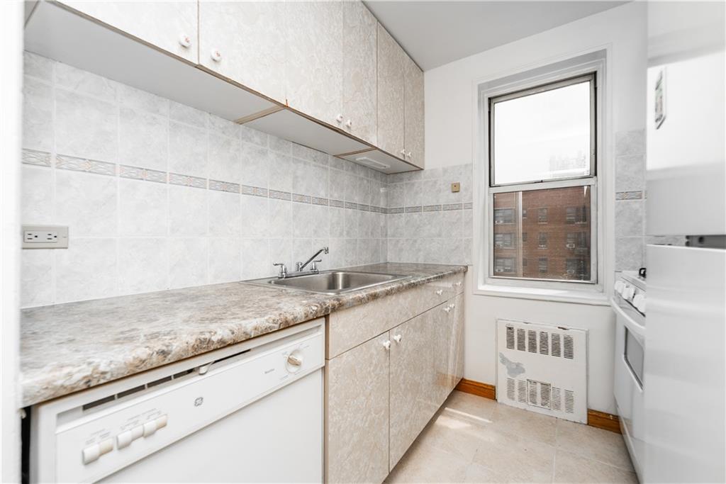 2900 Ocean Avenue Sheepshead Bay Brooklyn NY 11235