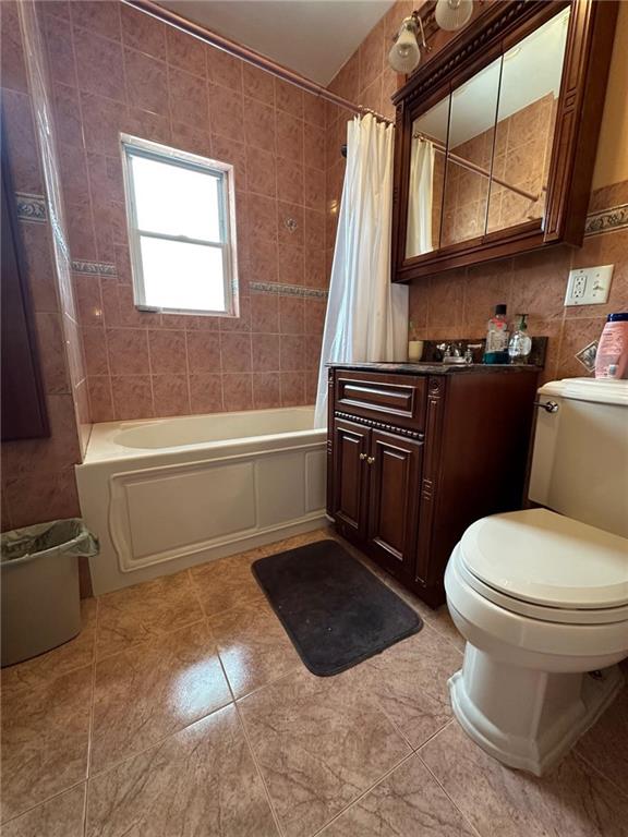 2072 67th Street Bensonhurst Brooklyn NY 11204