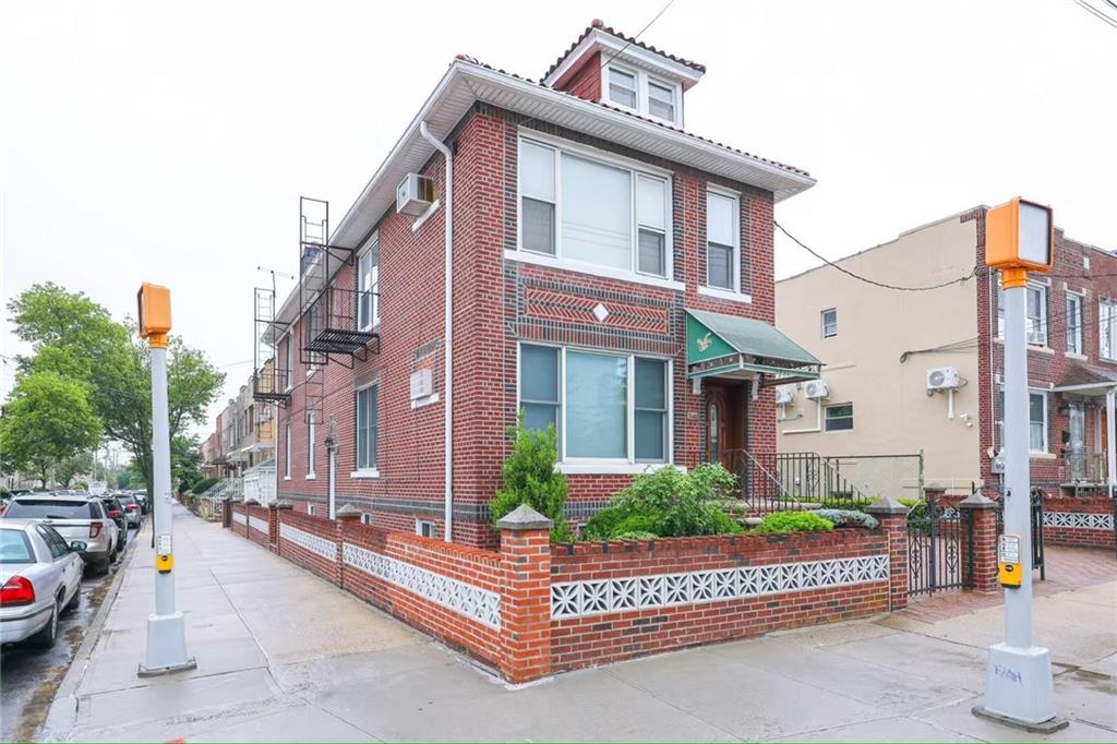7101 11th Avenue Dyker Heights Brooklyn NY 11228