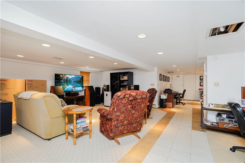 389 Sycamore Street Eltingville Staten Island NY 10312